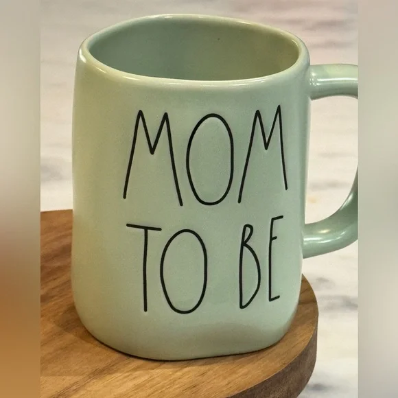 Rae Dunn Mug MOM TO BE Artisian Collection Green Pregnant Coffee Tea - Picture 2 of 5
